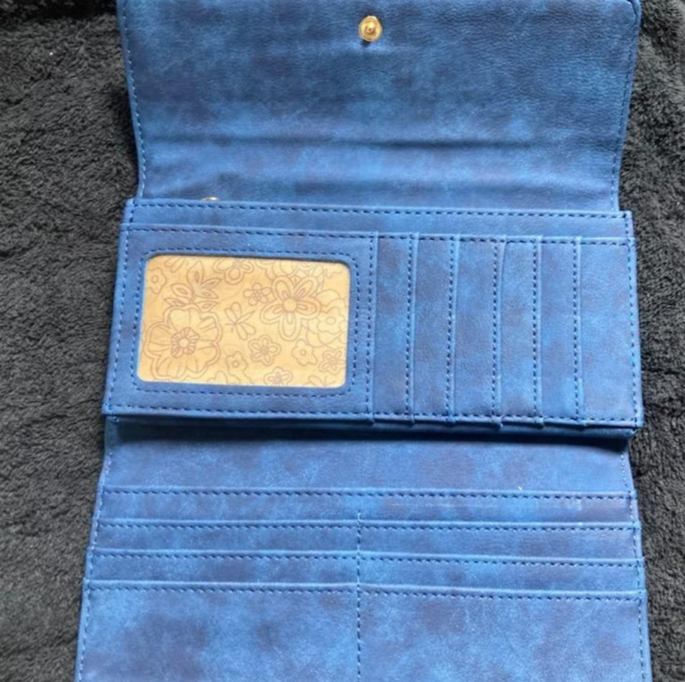 Wallet - Picture 3 of 3